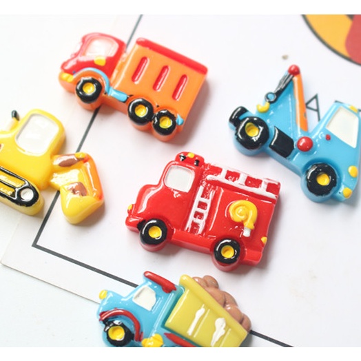 Sticker gắn dép sục Crocs các mẫu phương tiện giao thông xe tải, cẩu xúc, cứu hỏa