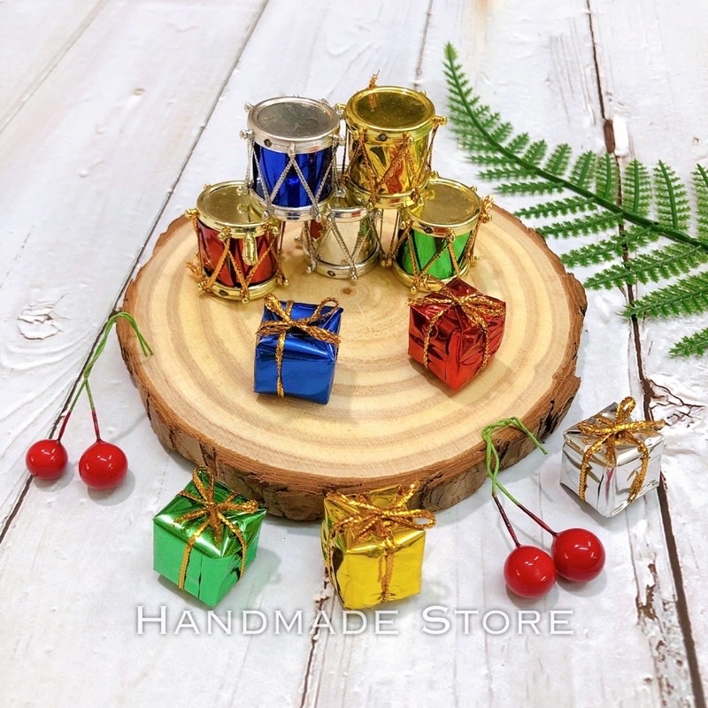Ngôi sao - Chữ Merry Christmas