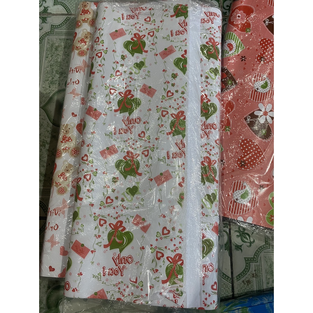 Bịch 100 Tờ Giấy Gói Quà Khổ 50x50cm Đẹp giao mẫu ngẫu nhiên