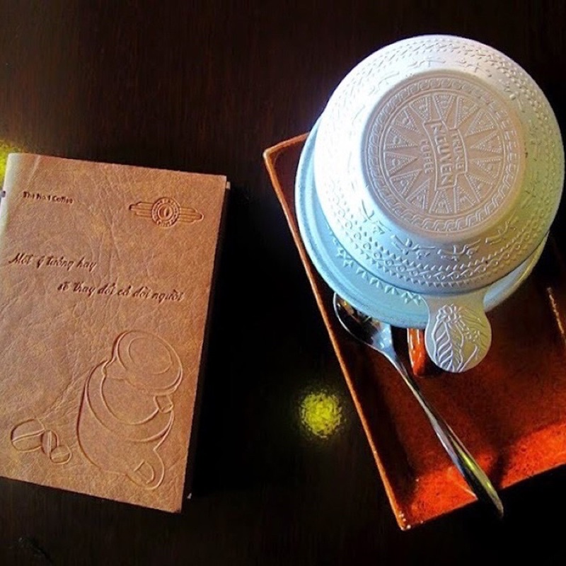 Phin pha cà phê Trung Nguyên hoạ tiết trống đồng