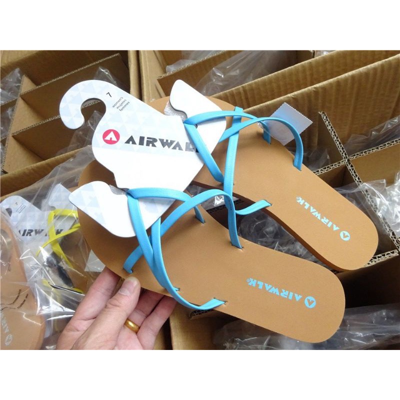 Dép xỏ ngón Airwalk Slippers with Multiple Straps