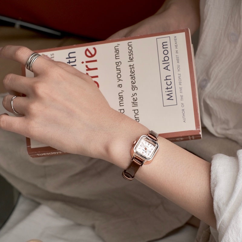 Đồng hồ đeo tay dành cho nữ phong cách ulzzang