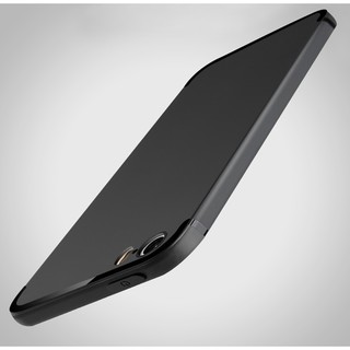 Ốp lưng silicon màu đen iPhone 5, 5S, SE