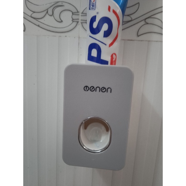 Bộ Nhả Kem Đánh Răng Tự Động, Kệ Nhà Tắm Dán Tường Thông Minh OENON