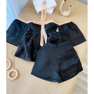 SET ÁO TRỄ VAI NƠ KÈM SHORT