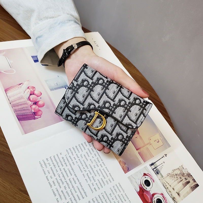 Ví Nữ Gấp Nhỏ Gọn Cho Nữ Kiểu Dáng Sang Chảnh Chữ D.