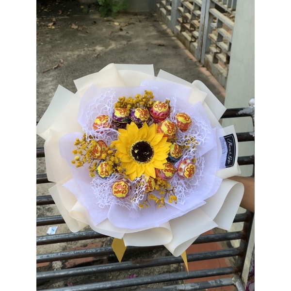 Bó hoa chupachup mix hoa hướng dương 55k