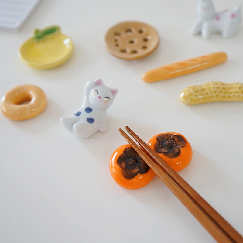Đồ Gác Đũa Bằng Sứ Hình Rau Củ Quả Dễ Thương