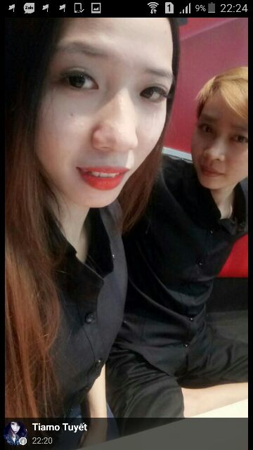 Áo đôi cổ trụ màu đen model
