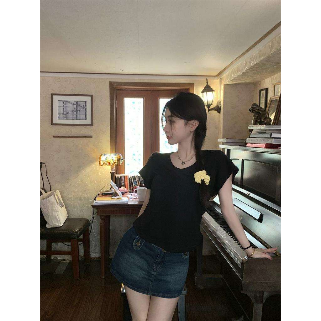 Áo Thun Cổ Chữ U Ngắn Tay Dáng Ôm Thời Trang Đơn Giản 63073