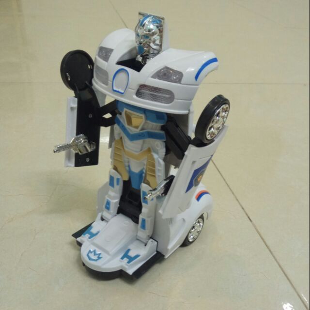 Xe cảnh sát biến hình robot