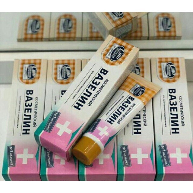 Kem nẻ Vaseline Nga dạng tuýp