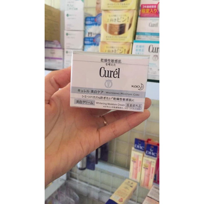 Kem dưỡng trắng Curel whitening Moisture cream