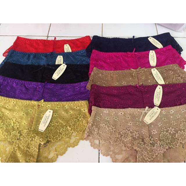 Quần cip ren của Vic
