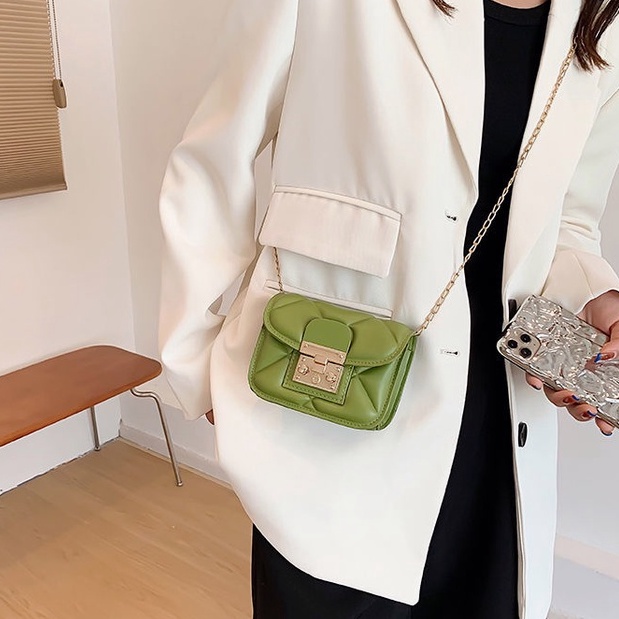 Túi mini dây xích trám thời trang túi hộp vuông khóa kim loại vuông cổ điển