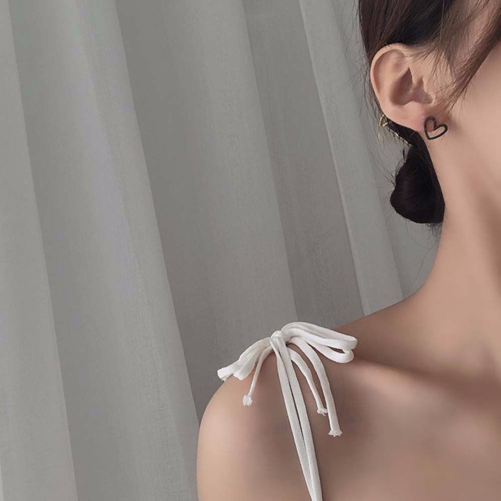 Khuyên Tai Hình Trái Tim Nhiều Màu Sắc Dễ Thương Phong Cách Hàn Quốc Cho Nữ