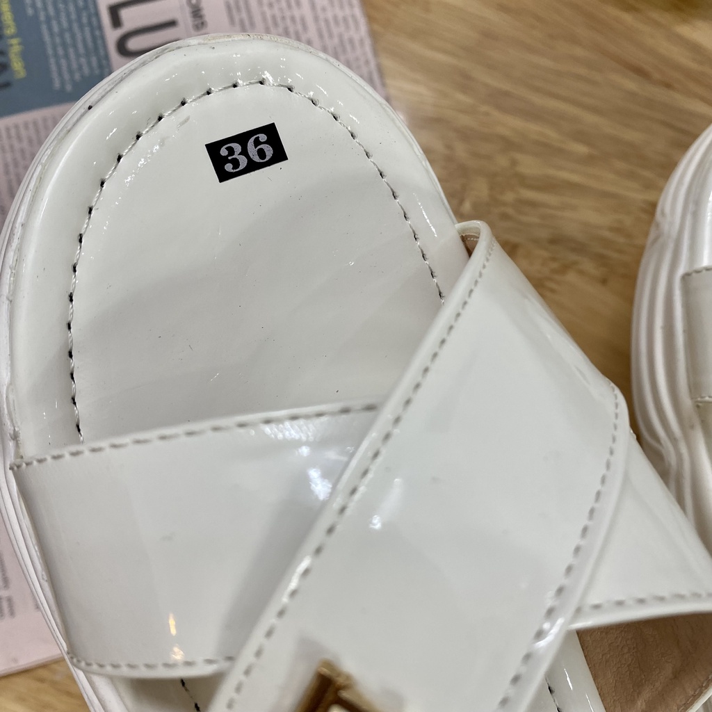 Dép cao gót đế cao su 4 phân WOMENSTYLE sang chảnh,đi chơi, đi làm LÙI 1 size 3 màu trắng, đen, hồng size 35-39 mã TD24