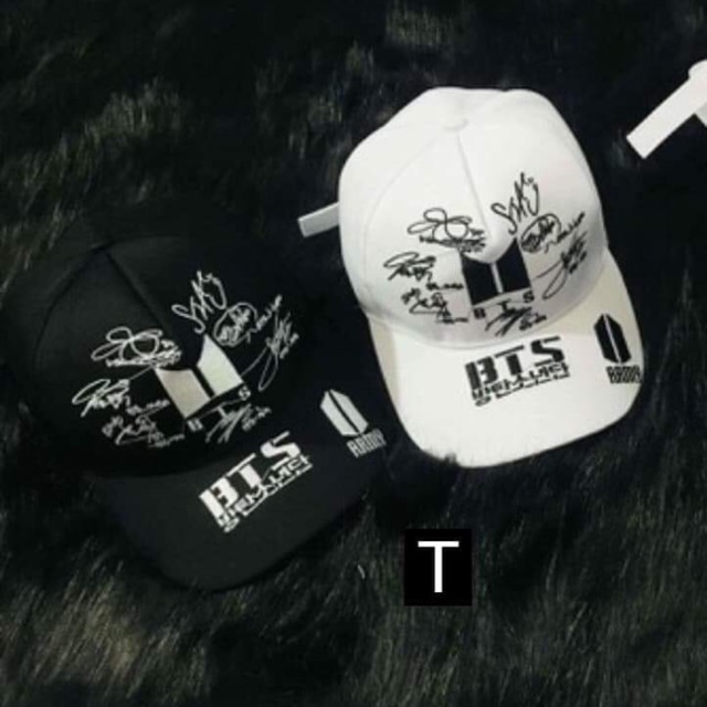 Mũ BTS chữ kí DTR0319