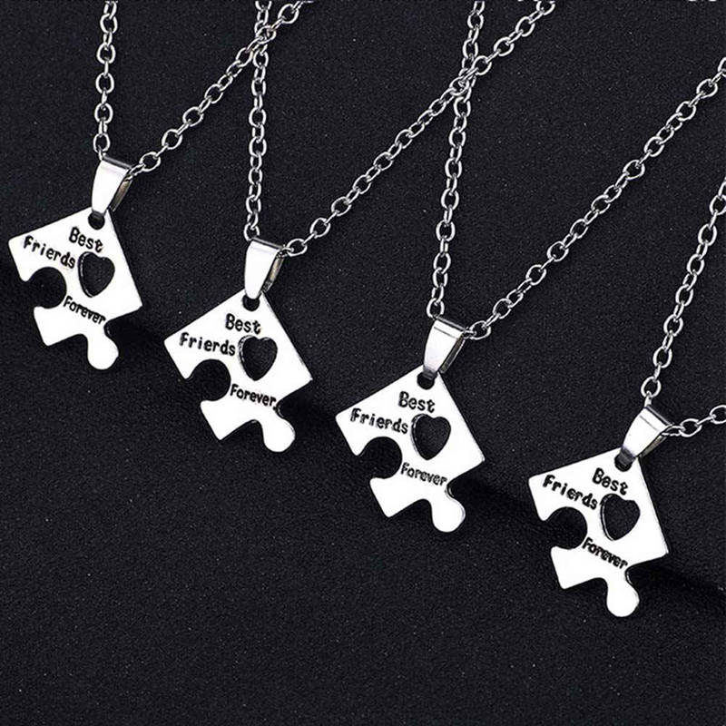 Set 4 Dây Chuyền Tình Bạn Mặt Ghép Hình Trái Tim