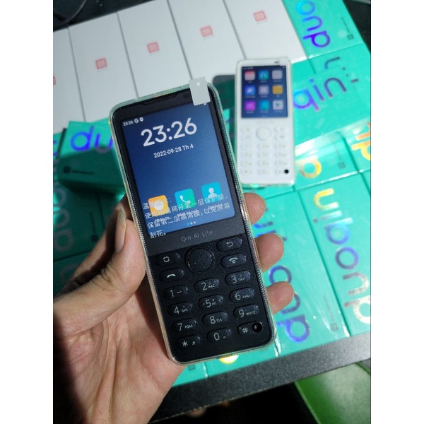 Xiaomi Qin F21 Pro Quốc tế New FullBox - Cài sẵn google Ch Play, bàn phím T9 cứng tiếng Việt. Đen và trắng