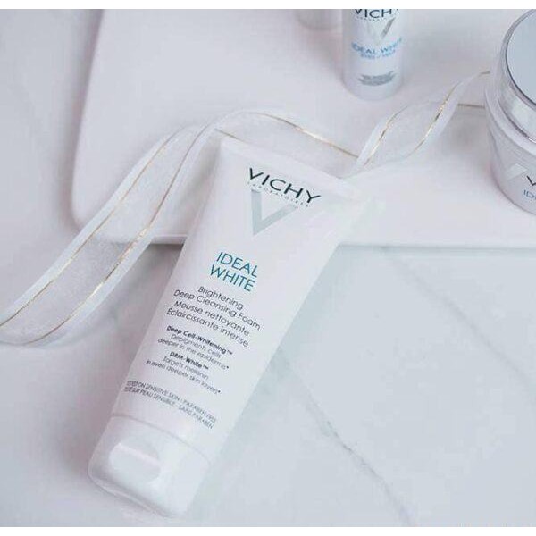 Sữa Rửa Mặt Tạo Bọt Dưỡng Trắng Da Giảm Thâm Nám Vichy Ideal White Brightening Deep Cleansing Foam 100ml