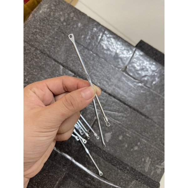 Cây lấy mụn Tân Tiến 2 đầu tròn hiệu quả khi lấy mụn