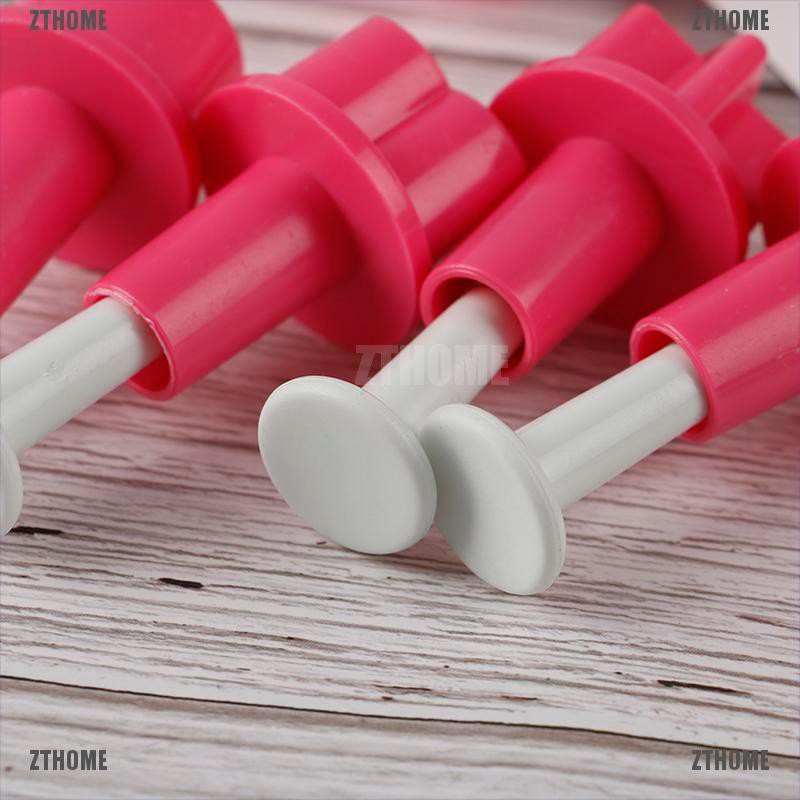 Set 5 Khuôn Nhựa Làm Bánh Quy Hình Ngôi Sao / Trái Tim / Nút Áo /