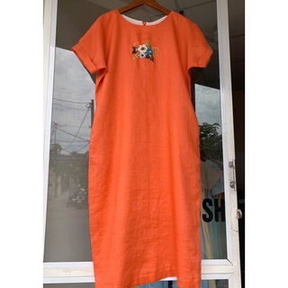 Đầm linen tưng premium thêu tay