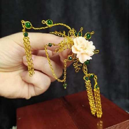 Trâm cài mùa xuân p30