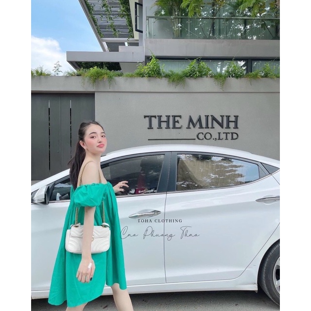 Áo trễ vai tay bồng dáng váy suông