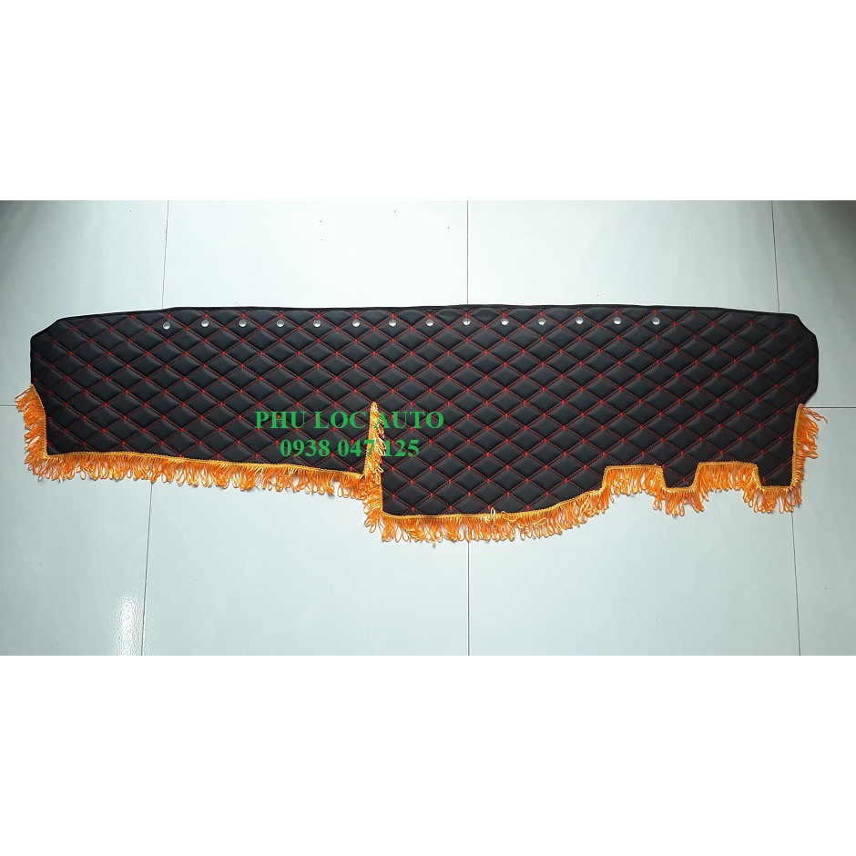 Thảm Nhung Lót Taplo Xe Tải ISUZU QKR 210 230 270 đầu tròn đời 2015 2016 2017 2018 2019 2020 2021 2022