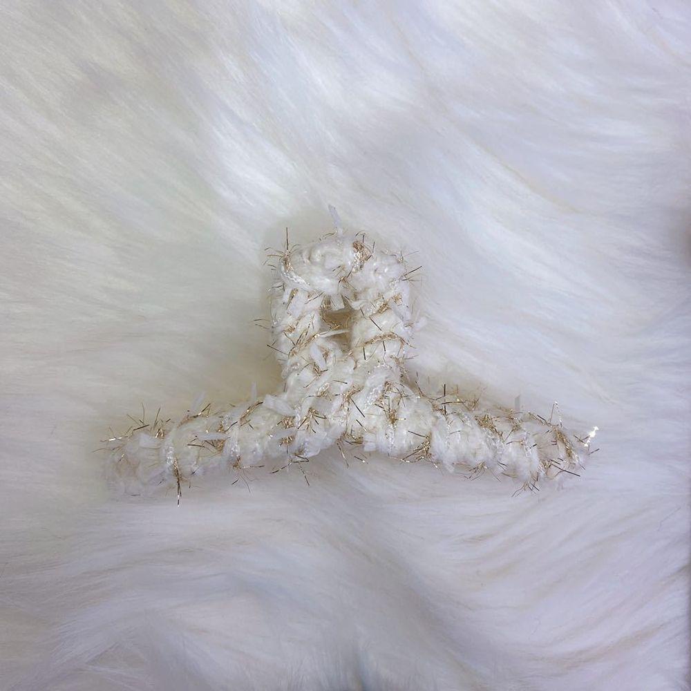 Kẹp Tóc Vải Lông Xù Xinh Xắn Cho Nữ VANES1