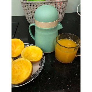 DỤNG CỤ VẮT CAM LÚA MẠCH TIỆN ÍCH