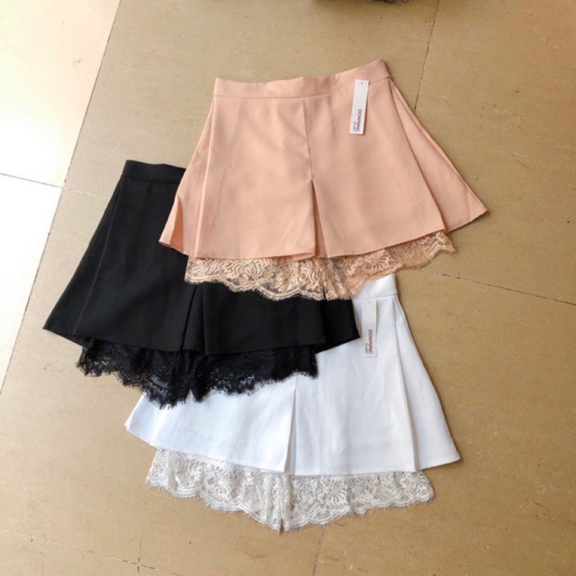 Chân váy vải tuyết mưa phối ren có quần bên trong | BigBuy360 - bigbuy360.vn