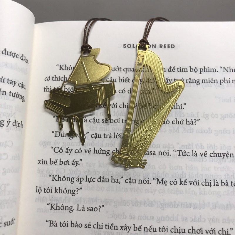 (Bookmark) Phụ kiện đánh dấu trang bằng kim loại hình nhạc cụ piano mạ vàng vintage xinh xắn