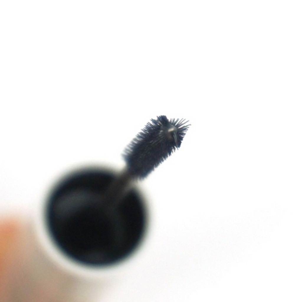 Mascara Innisfree Skinny Fixercara 3.5g | BigBuy360 - bigbuy360.vn