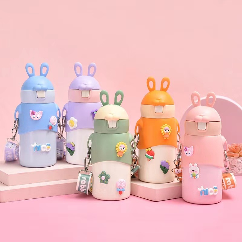 Bình Giữ Nhiệt Tai Thỏ 500ml Cao Cấp, Có Ống Hút, Dây Đeo Và Kèm Sticker Dễ Thương