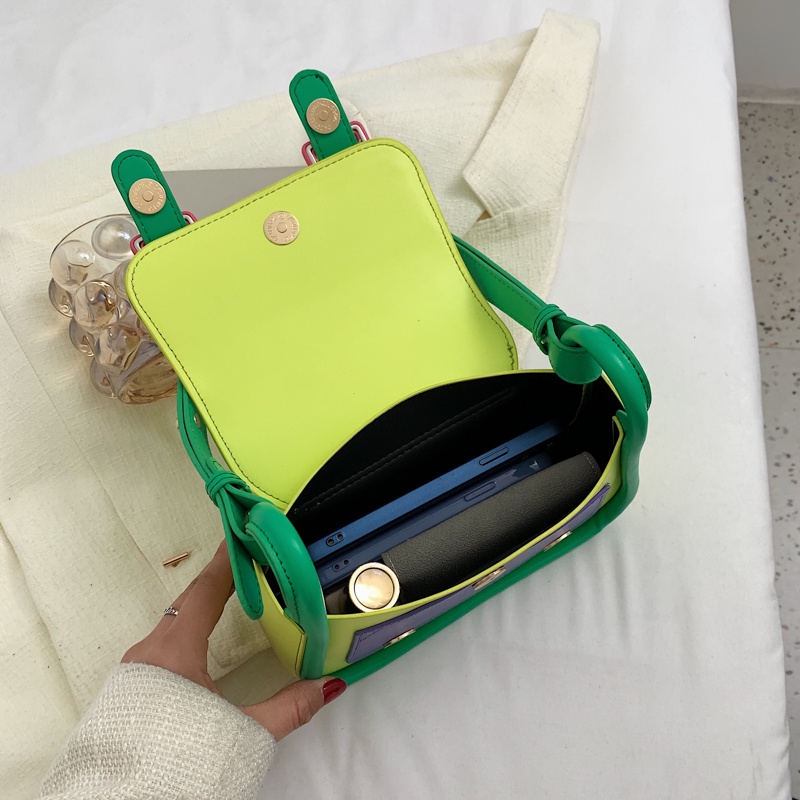 Túi đeo dưới cánh tay Hình Vuông Cỡ Nhỏ 2022 Màu Tương Phản Thời Trang Mùa Xuân Cho Nữ