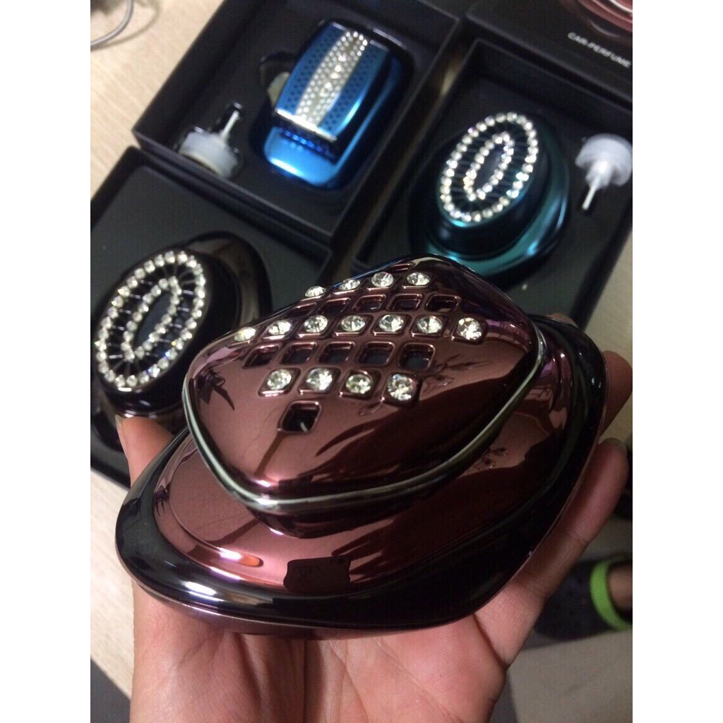 Nước Hoa Đính Đá Đặt Taplo - Nước Hoa Ô Tô Giảm Stress Cao Cấp Đính Đá Car Perfume Mùi Thơm Nhẹ Nhàng