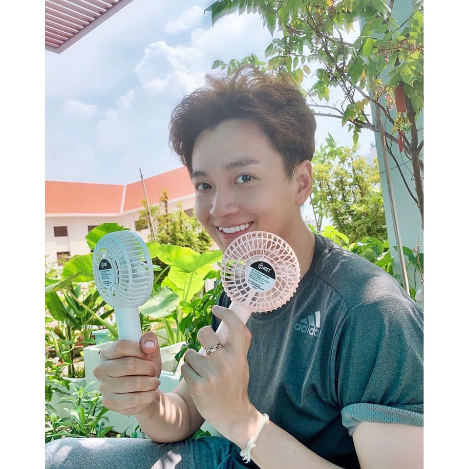 QUẠT MINI CẦM TAY TÍCH ĐIỆN, THIẾT KẾ THÔNG MINH - TIỆN LỢI | BigBuy360 - bigbuy360.vn