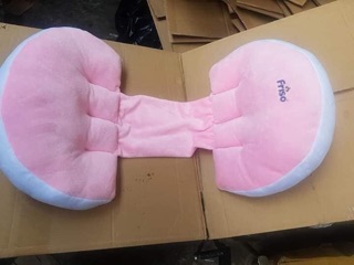 Gối chặn dùng cho mẹ bầu