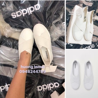 slip on hm auth da trơn