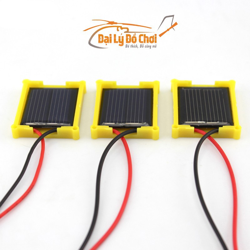 xuongphukien.vn Tấm pin năng lượng mặt trời cỡ nhỏ kèm jack để chế tạo xe ô tô chạy pin năng lượng mặt trời. Hàng Mới