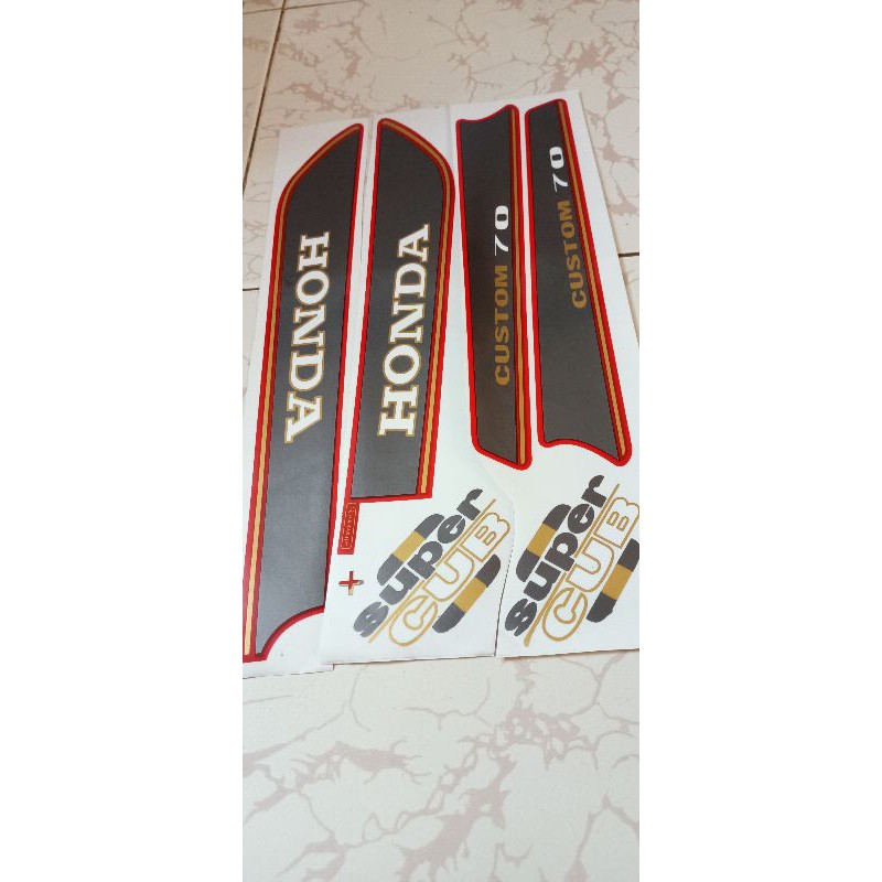 Bộ tem Custom 70 màu đỏ
