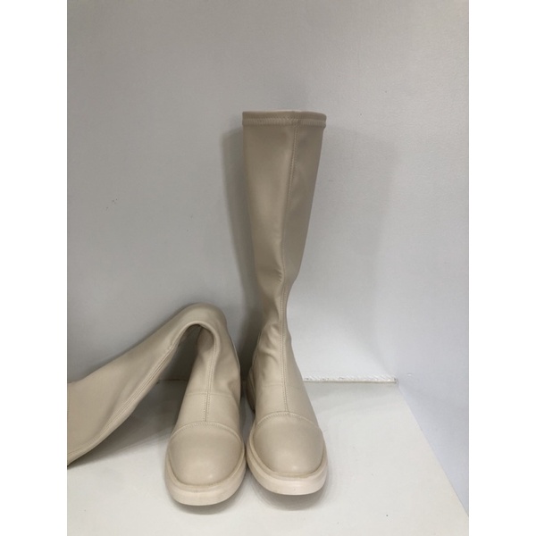 Boots Da Đen Trắng ( Có sẵn) | BigBuy360 - bigbuy360.vn