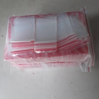 Túi nilon zip chỉ đỏ tiện dụng