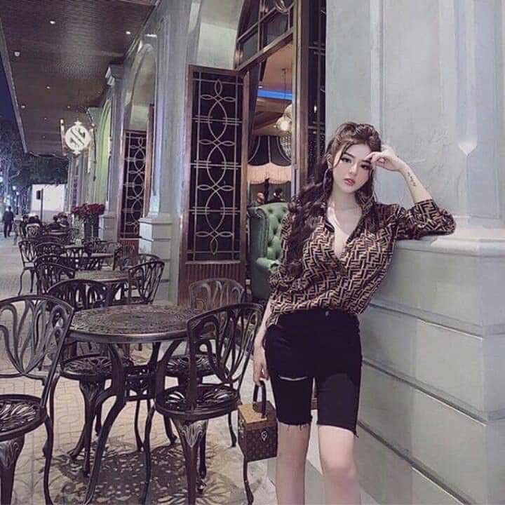 Quần ngố rách gối 1 bên sang chảnh MAN2904200