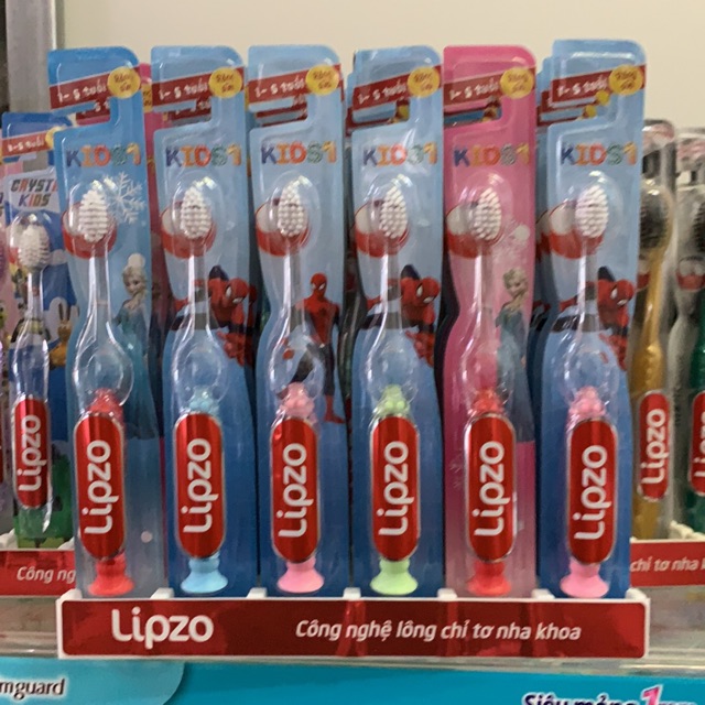 Bàn chải đánh răng tre em Lipzo kids1 (hình xiêu nhận và công chúa)