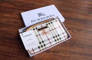 Ví BURBERRY