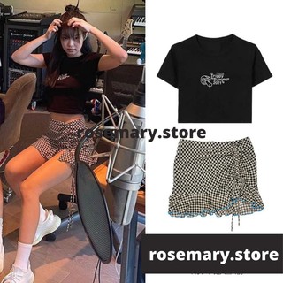 Set áo croptop và chân váy sọc Jennie Blackpink
